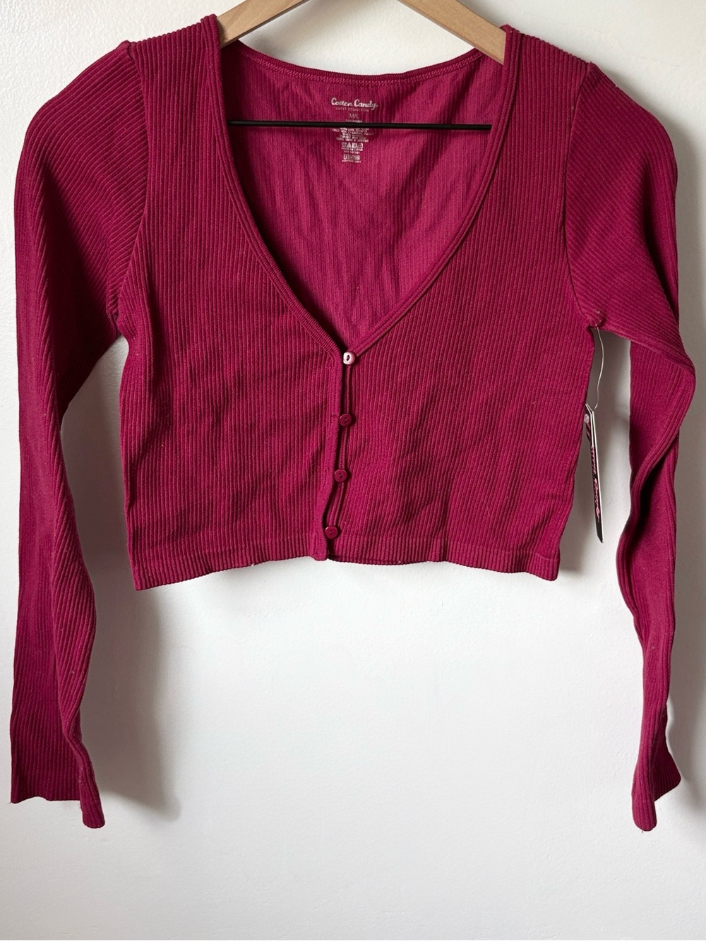 NWT ribbed v neck button front crop top